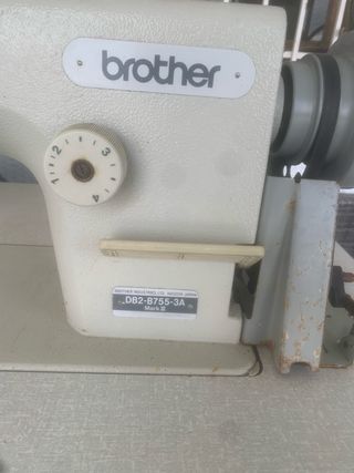 Máquina coser industrial Brother DB-B755-3A