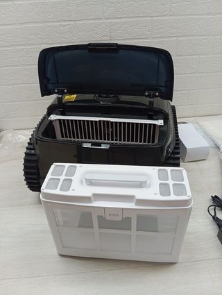 Robot impiafondos piscina WYBOT