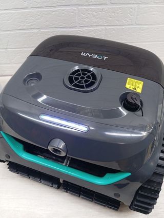 WYBOT C2 Vision AI robot de piscina