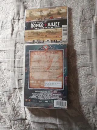 DVD y CD Romeo + Julieta