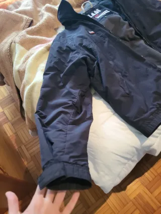 Abrigo SLAM Talla L Negro