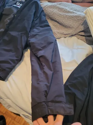 Abrigo SLAM Talla L Negro