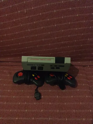 Consola Clónica NES con 2 Mandos
