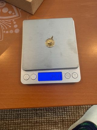 Medalla oro 18k Aries