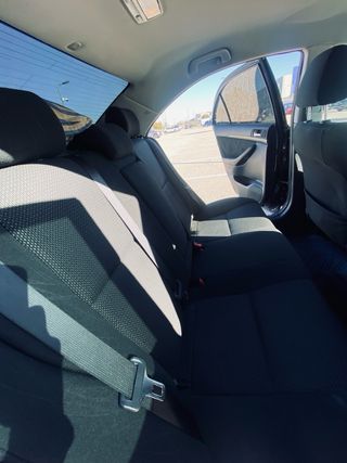 Toyota Avensis 83mil km etiqueta C