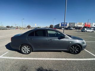 Toyota Avensis 83mil km etiqueta C
