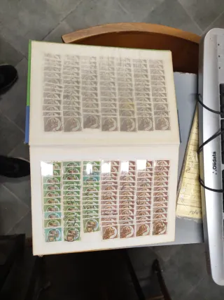 Francobolli riferimento libro 11