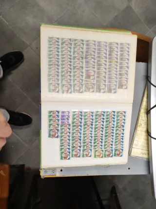 Francobolli riferimento libro 11