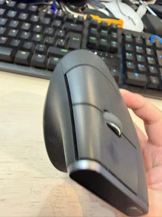 Logitech MX Vertical mas PocketBook InkPad ,fallo