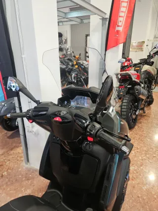 Peugeot Metropolis SW 400cc