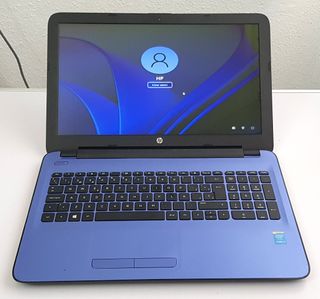 Portátil HP 15-ac140ns + Cargador + Bolso