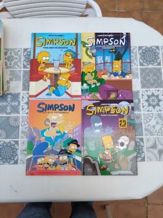 TODO POR 68€. Lote Comics Simpson