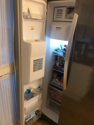 Nevera Americana LG con dispensador agua/hielo