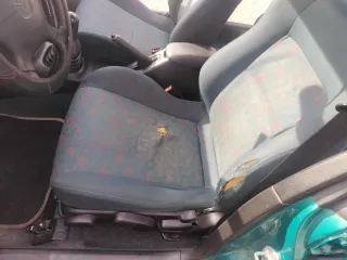 Mazda 323 1997 1.8 16 v