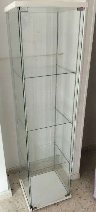 Vitrina Ikea Cristal y Metal