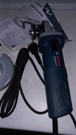 Amoladora Bosch GWS 700 115mm 700W