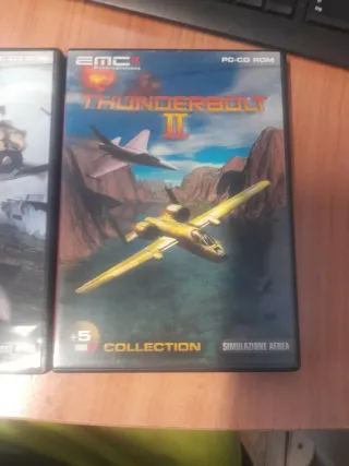 Giochi PC: The Sims, Pacific Warriors, Thunderbolt