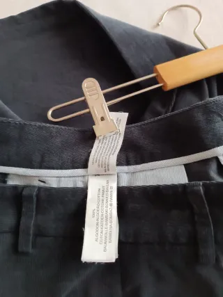 Pantalón Massimo Dutti gris micropana