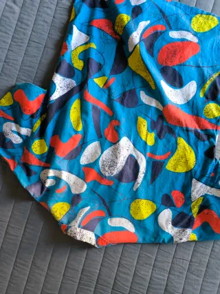 Camisa estampada hombre