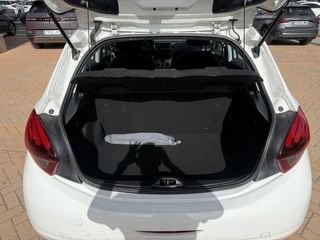 Peugeot 208 2018 ¡¡Desde 150€ al mes!!