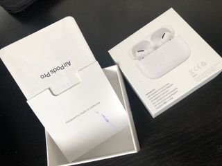 Caja AirPods Pro Apple