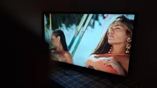 TV LG 50' con mando y pies