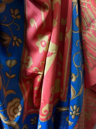 Pañuelo Carmen, Victorio & Luchino, impecable