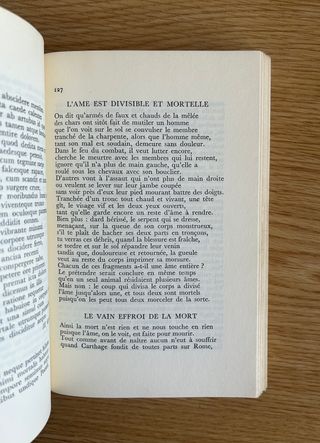 La poésie latine. Bilingüe latín-francés