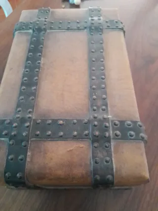 Cassetta Tombola Vintage con Serratura Rotta