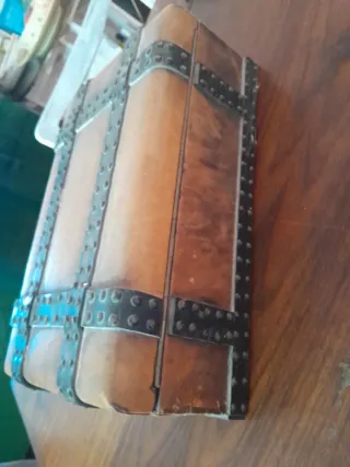 Cassetta Tombola Vintage con Serratura Rotta