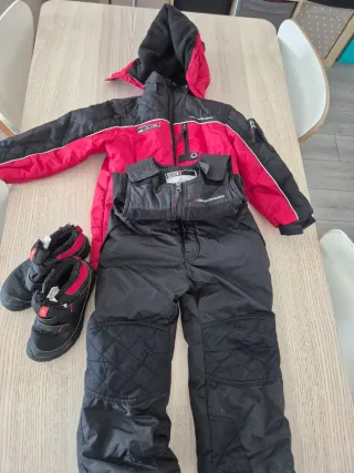 Conjunto Ropa Nieve Niño talla 6-7 Botas 31