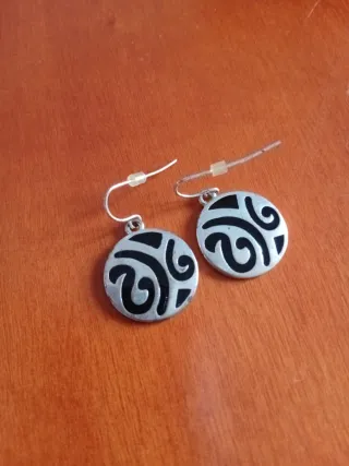 Conjunto de pendientes variados