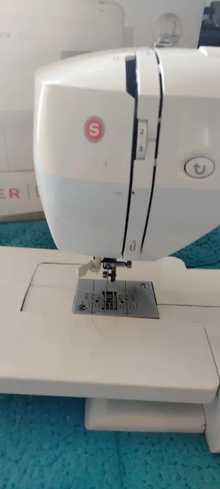 Singer Brilliance 6180 Máquina de Coser