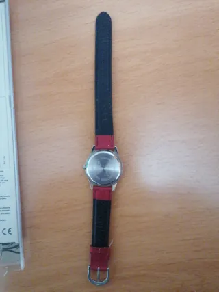 Reloj Swatch Loomi Rojo
