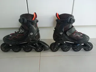 Patines en línea Oxelo negros y naranjas