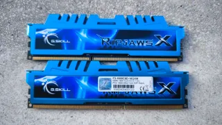 2x 4GB DDR3 G.Skill RipjawsX RAM