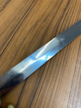 Espada decorativa con funda