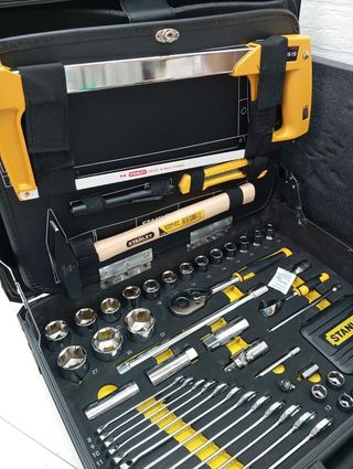 Maletín de 142 piezas herramientas caja  STANLEY