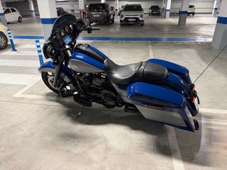 Harley Davidson Street Glide Special