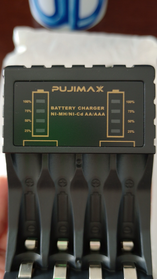 Cargador Baterías AA/AAA USB 4 Ranuras