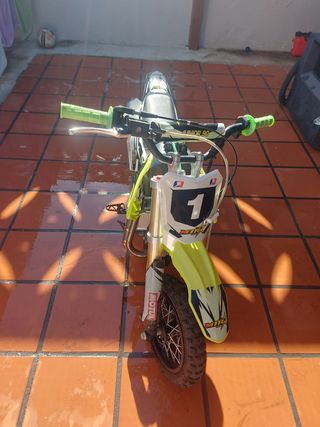 Moto de cross de 80 júnior