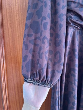 Vestido estampado leopardo marrón