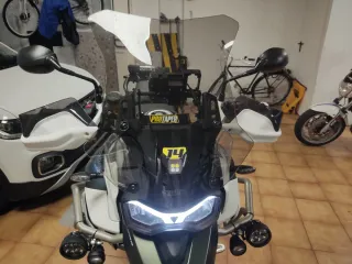 Triumph Tiger Rally Pro 900