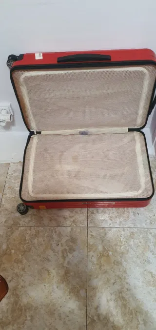 Maleta de viaje roja 60×42×24