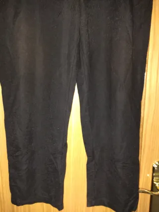 Pantalón negro talla L