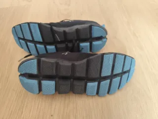 Zapatillas On Cloud Talla 41 . Perfecto estado