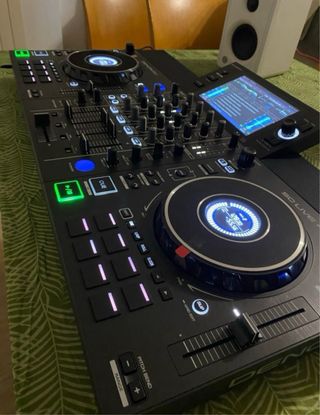 Denon SC Live 4 Controlador DJ
