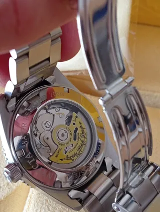 Reloj automático Invicta 1953 negro