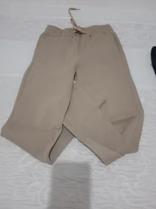 Pantalón niña beige