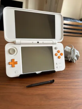 64gb New Nintendo 2DS XL Naranja